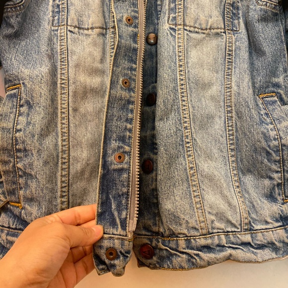 Denim jacket - Picture 3 of 5